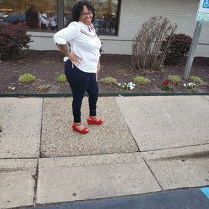 Meet your Posher, Gloria